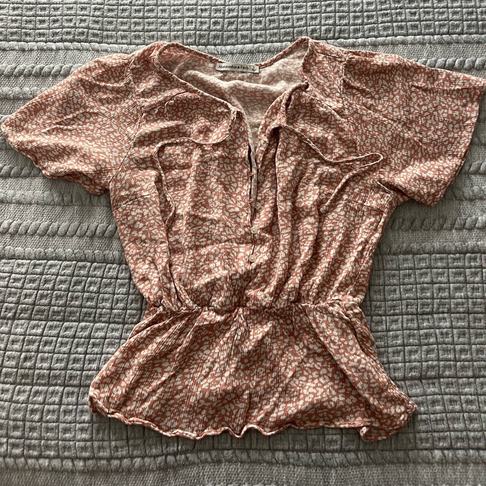 Abercrombie & Fitch Rust Floral Short Sleeve Peplum Top